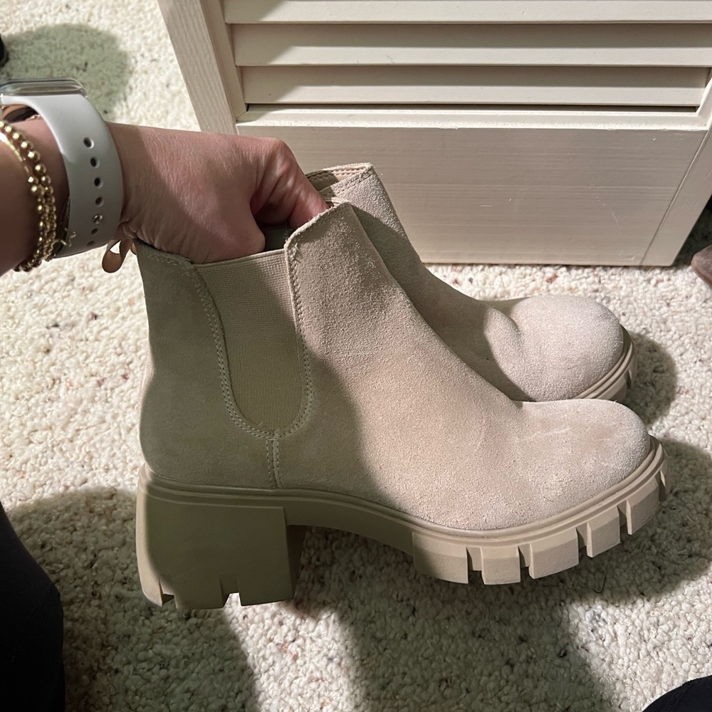 Steve Madden Cream Booties